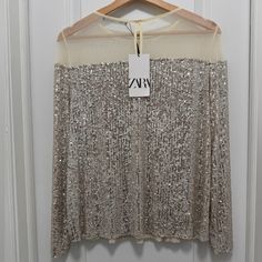 New With Tag Zara Sequin Long Sleeve Top Size M Keyhole Closure Comes From Smoke And Pet Free Home Zara Halter Top, Mustard Yellow Blouse, Ruffle Shoulder Top, Silver Top, Tan Woman, Zara Tops Blouses, Women Ties, Ruffle Sleeve Blouse, Oversized Blouse