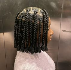 41 Large Knotless Braids Styles To Try for That Chic Look Large Knotless, Jumbo Knotless, Knotless Braid, Cabello Afro Natural, Gorgeous Braids, Short Box Braids Hairstyles, Braids Ideas, Big Box Braids Hairstyles, Creative Hair