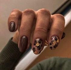 Autumn Nails Design, Nails Galaxy, Leopard Print Nail Art, Moodboard Wallpaper, Leopard Print Nail, Leopard Nail Designs, Print Nail Art, Cheetah Nail Designs