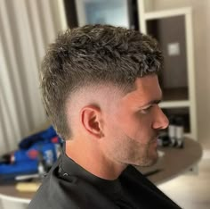 Very Short Hair Men, Boys Fade Haircut, Fade Haircut Curly Hair, Mid Fade Haircut, Mullet Fade, Short Hair With Beard