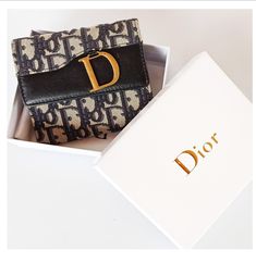 DIOR vintage 80s wallet di Tikyvintage su Etsy Canada Country, Dior Vintage, Dior Wallet, Money Clip Wallet, Vintage Stil, 10 Inch, Purse Wallet, Wallets