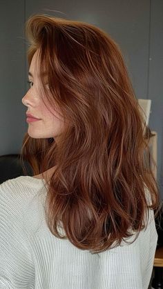 Auburn Hair Neutral Skin, Warm Tone Hair Color, Hair Color For Warm Skin Tones, Copper Brown Hair, Timeless Hair, Brown Hair Inspo