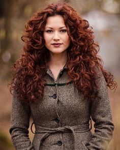 Curly hair Red Curly Hair, Long Red Hair, Auburn Hair, Hair Envy, Long Curly Hair, 50 Shades, Long Curly, Great Hair