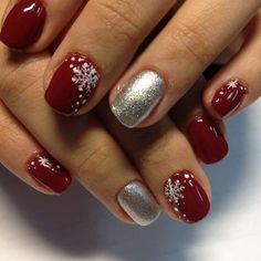 Trending Winter Nails, Christmas Nails 2022, Christmas Nails Glitter, Christmas Nails 2023, Unghie Sfumate, Nails 2022, Christmas Gel Nails, Glitter Gel Nails, Christmas Nails Acrylic