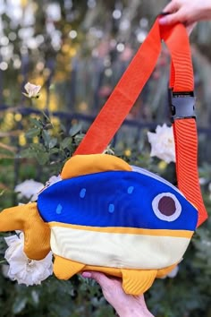 Take your love for seafood to the next level with our tuna-shaped crossbody bag! This bag is perfect for adding a touch of whimsy to your fashion accessories. It features a spacious interior and an adjustable strap, making it both stylish and practical. Perfect for sushi lovers and seafood fans, this unique bag is sure to turn heads wherever you go. Don't miss out on this fun and quirky fashion accessory! Magnetic Pin Cushion, The Olsen Twins, Fashionable Bags, Colorful Handbags, Olsen Twins, Funky Outfits, Quirky Fashion, Mary Kate, Full House