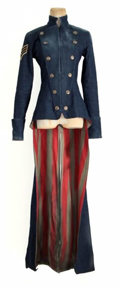 A Steampunk outfit - not too overboard, patriotic. Mighty fine. Tailcoat Pattern, Steampunk Tailcoat, Steampunk Couture, Steampunk Ideas, Punk Clothing, Steampunk Cosplay, Steampunk Costume, Victorian Steampunk, Steampunk Clothing