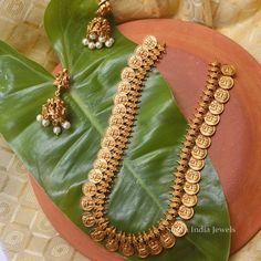 Antique Coin Necklace, Bridal Jewelry Necklace, Flower Choker Necklace, Modern Gold Jewelry, Antique Jewelry Indian, Indian Jewelry Sets