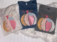 This patchwork pumpkin will look great at the pumpkin patch this year! Bella canvas tee with pumpkin sublimation design. Shirt is unisex fit. Shirt comes in colors shown. Xs-3xl Fall Patchwork Short Sleeve T-shirt, Short Sleeve Patchwork T-shirt For Fall, Patchwork Pumpkin, Upcycle Inspiration, Autumn Shirts, Shirt Patchwork, Aesthetic Gifts, Pumpkin Shirt, Bella Canvas Tees