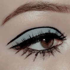 Drawn On Eyelashes, Rocky Horror Picture Show Inspired Makeup, Rocky Horror Inspired Makeup, Rocky Horror Picture Show Makeup, Rocky Horror Outfit Ideas, Rocky Horror Picture Show Outfit, Rocky Horror Makeup, Rock Inspired Outfits, 60s Makeup