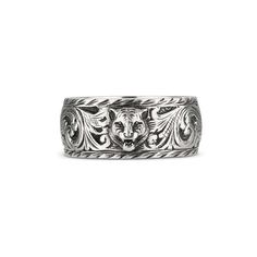 Style ‎433571 J8400 0811Thin ring with feline head detail in 925 sterling silver with aged dark finish and Arabesque pattern.925 Sterling silver with aged dark finishwidth: 10mmSize: 9.50Made in Italy Motif Arabesque, Gucci Ring, Designer Silver Jewellery, Fall Rings, Rings Sterling Silver, Silver Heart Ring, Halo Earrings, Mens Silver Rings, Arabesque