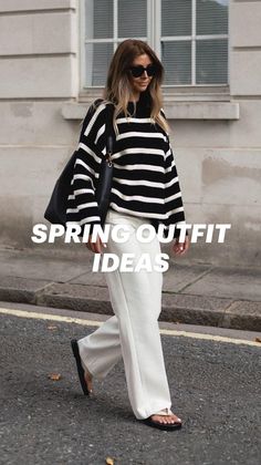 Sporty Chic Office Outfits, Italian Street Style Women Spring 2023, Black And Cream Outfits, Navy Striped Sweater Outfit, Old Money Outfits Stripes, Striped Wide-leg Pants For Business Casual, Chic Striped T-shirt With Crew Neck, Italian Street Style Women, Minimal Spring Outfit