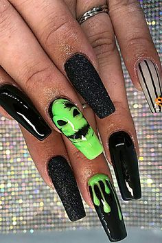 Halloween Black Nails, Skellington Nails, Drag Nails, Creepy Nails, Mac Nails, Halloween Nail Ideas, Halloween Nails Diy, Horror Nails, Holloween Nails