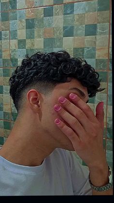 Short Curly Guy Haircuts, Hairstyle For Curly Wavy Hair, Curly Hair Guys Haircuts, Fade Haircut Wavy Hair, Curly Hairstyles Square Face, Curly Hair Men Haircut Style, Curly Drop Fade, Curly Top Fade