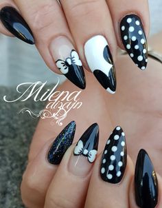 Black Minnie Mouse Nails, Goth Disney Nails, Disney Almond Shaped Nails, Mickey Mouse Nails Halloween, Disney Nails Black And White, Black Disney Nails, Disney World Nails, Minnie Nails, Purple And Silver Nails