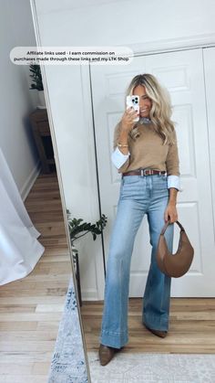 Wide Leg Denim Pants Outfit, Jeans Sweater Outfit, Wide Leg Jean Outfits, Styling Wide Leg Jeans, How To Style Wide Leg Jeans, Jeans Outfit For Work, Style Wide Leg Jeans, Dressy Jeans, Wide Leg Denim Pants