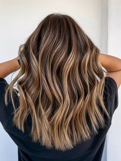 20 Best Hair Color Ideas for Brunettes 2025 – Fall, Winter, Short, Curly & Unique Looks Hair Inspo Color Brunettes, Balayage For Brown Hair, Low Maintenance Hair Color, Under Hair Color, Red Peekaboo, Best Hair Color Ideas, Layered Lob, Straight Lobs, Auburn Balayage