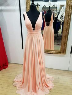 A Line V Neck Backless Pleated Pearl Pink/Navy Blue Chiffon Long Prom – Shiny Party Light Peach Bridesmaid Dresses, Prom Gowns Elegant, Cheap Evening Gowns, Prom Dress Pink, Blush Prom Dress, Pink Evening Dress, Gaun Fashion, Prom Dresses 2018, Sleeveless Bridesmaid Dresses