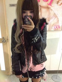 . Japanese Gyaru, 2000s Clothing, Gal Fashion, Goth Rock