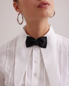 Black Adjustable Bow Tie Necklace | Anne Fontaine US Bowtie Necklace, Holiday Party Fashion, Tie Necklace, Shop Accessories, The James, Fall Coat, Necklace Size, Embroidery Details, Black Stone