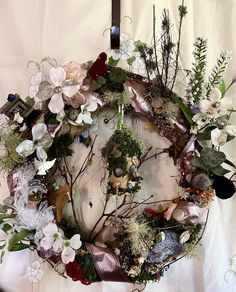 Very cute fairy wreath. Grape vine base. Small details done in felted wool, natural stone and live air plants. Both natural and artificial greenery added. Many hidden treasures to find within. Fairy Wreath, Living Wreath, Artificial Greenery, Cute Fairy, Small Details, Felted Wool, Hidden Treasures, Air Plants, Grape Vines