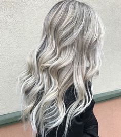 Bright Lived In Blonde, Icy Grey Blonde Hair, Blonde And Silver Hair, Icey Blonde, Babylights Balayage, Grey Blonde Hair, Grey Blonde, Icy Blonde Hair, Diy Hair Color