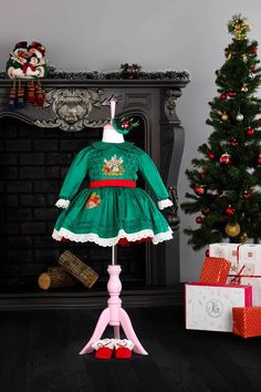 Green Christmas Dress, Baby Christmas Dress, Reindeer Outfit, Xmas Outfit, Christmas Dress Baby, Cute Christmas Outfits, Dress And Shoes, Deer Pattern