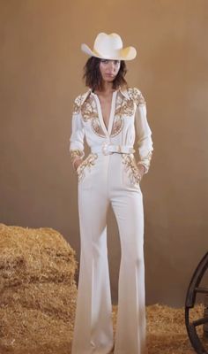 Metallic Cowgirl Outfit, Rodeo Gala Outfit, Gold Cowgirl Outfit, Western Gala Outfit, Cowgirl Glam Outfit, Ranchero Outfits Women, Glam Cowgirl Outfit, Western Gala, Cowboy Couture