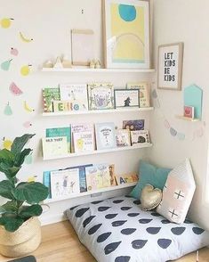 Ikea Picture Ledge, Kids Bedroom Organization, Book Bin, Reading Nook Kids, Design Ložnic, Cute Furniture, Playroom Design, Kids Corner, Boys Bedrooms