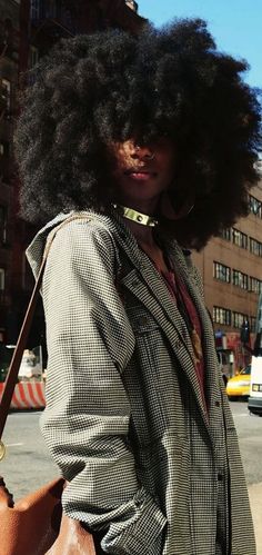 Afrikaanse Mode, Beautiful Natural Hair, 4c Hair, Natural Hair Inspiration, Hair Crush, 4c Hairstyles, Hair Weave, 인물 사진