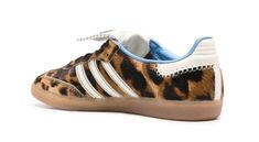 Adidas Samba Leopard x Wales Bonner - TeePro Shoes For School, Preppy Shoes, Pretty Shoes Sneakers, All Nike Shoes, Adidas Shoes Women, Wales Bonner, Cute Nike Shoes, Fresh Shoes, Cute Heels