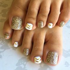 Spring 2016 Nails | Toe nails for spring 2016 | Nail Art Styling Toenail Art Designs, Easy Toe Nail Designs, Simple Toe Nails, Sweet Nails, 2018 Style, Toe Nail Color, Pretty Toe Nails, Cute Toe Nails, Summer Toe Nails