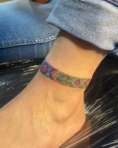 Tatuaje tejido |  yin yang tattoo ideas couple Victor Tattoo, Yin Yang Tattoo Ideas, Embroidery Tattoo Ideas, Yang Tattoo Ideas, Tattoo Ideas Couple, Ankle Band Tattoo, Yin Yang Tattoo, Brain Tattoo