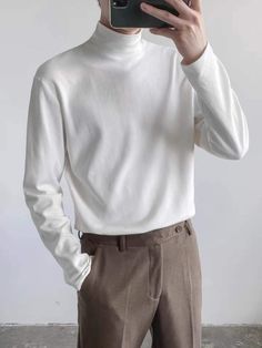 White Sweater Outfit Men, White Clothes Men, Fem Outfits For Men, Crewneck Outfit Men, Minimalist Outfit Men, White Turtleneck Outfit, Mafia Love, Outfits For Teenage Guys, White Sweater Outfit