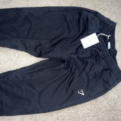 Brand New Gym Shark Black Sweatpants Size M. With Tags. Has Not Been Worn. I Ordered The Wrong Size And Forgot To Return Sweat Pants Black, Gymshark Black, Lifting Straps, Gym Shark, Gym Essentials, Gym Gear, Black Sweatpants, Sweat Pants, Pants Black