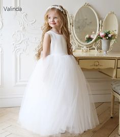 Dress Simple Design, Baby Tulle Dress, Flower Girl Dress White, Flower Girl Dress Tulle, Girl Dress White, White Flower Girl Dress, Blush Flower Girl Dresses