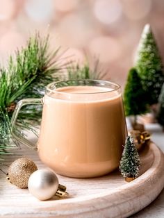 Homemade Gingerbread Latte (Starbucks Copycat) - coffeecopycat.com Starbucks Gingerbread Latte, Gingerbread Latte Recipe, Starbucks Holiday Drinks, Gingerbread Syrup, Homemade Gingerbread, Gingerbread Latte, Dairy Alternatives, Starbucks Copycat