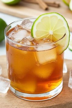 Enjoy a refreshing Happy Skipper Cocktail featuring rum and ginger ale. Perfect for summer parties, this easy cocktail recipe evokes rich maritime flavors in just one image. Dark N Stormy Cocktail, Gin And Soda, Iced Tea Cocktails, Easy Cocktail, Refreshing Cocktail, Long Island Iced Tea, Tea Cocktails, Unique Cocktails, Cocktail Recipes Easy