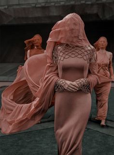 Dune Outfit Movie, Eygptain Inspired Outfits, Dune Movie Outfit, Dune Movie Costumes, Sci Fi Outfit Aesthetic, Dune 2 Outfits, Dune 2021 Aesthetic, Dune Clothes Aesthetic, Dune 2 Costumes