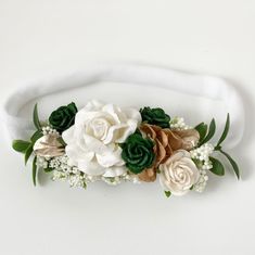 Beautiful headband with emerald green and white floral and accents of gold and greenery. Comes on a super soft stretchy nylon headband. Fits ages newborn and up. Headband For Wedding, Red Flower Headband, Baby Hunter, Christmas Headband Baby, Headband Fits, Flower Girl Headband, Newborn Flower, First Christmas Photos, Green Headband