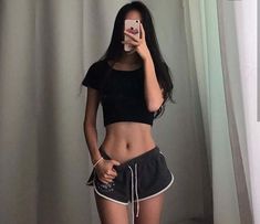 Photographie Indie, Body Inspiration, Toned Body, Girl Body, Fitness Inspo, Body Goals, Smoothie, Black Fashion