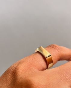 Brass Signet Ring handmade to perfection.  Gloss Finish.  Unisex - suitable for men and women. Hypoallergenic Sizes: All sizes available on demand, if your size is not available, please send us a message.  Brass is a beautiful medium for jewellery, tarnish proof and a very strong metal - makes just the right choice for ever lasting gifts!  Designed with love, made with precision. Brass Ring, Ring Handmade, Signet Ring, Rings Statement, Handmade Ring, Statement Rings, Beauty Book, Jewelry Rings, Accessory Gift