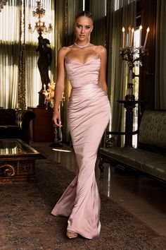 Blush Pink Dress Formal Elegant, Formal Dresses Long Elegant Evening Gowns, Elegant Evening Gowns Classy, Formal Gowns Elegant, Blush Evening Gown, Classy Evening Gowns, Mermaid Corset, Celebrity Event, Modern Gown