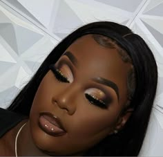 Prom Makeup Black, Brown Makeup Looks, Black Bridal Makeup, Maquillage Yeux Cut Crease, Birthday Makeup Looks, Gold Makeup Looks, Glitter Makeup Looks, Natural Glam Makeup, Prom Eye Makeup