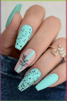 Mint Black Nails, Simple Nail Designs Coffin Shape, Matt Nail Ideas, Mint Nails Design, Mint Green Nails With Design, Matte Summer Nails, Speckled Nails, Saved Nails, Mint Green Nails