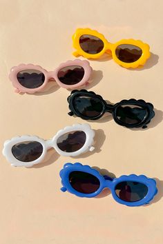 Cloud Sunglasses in Lapis – Miracle Eye Weird Sunglasses Round, Cheap Playful Sunglasses For Summer, Cheap Retro Plastic Sunglasses, Cheap Fun Glass Sunglasses, Cute Retro Sunglasses, Cute Hippie Sunglasses, Cheap Playful Sunglasses, Cheap Playful Glass Sunglasses, Cloud Goggles Sunglasses