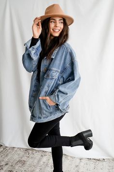 Oversized Denim Jacket | BoomyLA Jean Jacket Outfits Modest, Oversized Demin Jacket Outfit Winter, Work Outfit Fall 2023, Every Day Casual Outfits, Boyfriend Jean Jacket Outfits, Over Sized Jean Jacket Outfits Fall, Goodwill Finds Clothes Outfits, Fall Outfits For California, Outfits For Seattle Spring