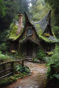 Witch House Architecture, Witch’s House, Witch’s Cottage, Witch Home Decor Ideas, Witchy House Exterior, Fairytale Cottage Aesthetic, Witch House Aesthetic, Witches Cabin, Mystical Cottage