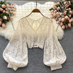 High-Waisted Reversible Lace Crop Top for a Touch of Sensual Elegance Batwing Sleeve Blouse, Floral Lace Shorts, Style Inspiration Fall, Sleeves Clothing