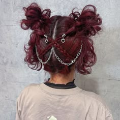 Hair Contest Ideas, Fun Hair Inspo Color, Short Hairstyles With Accessories, Creative Short Hairstyles, Alternative Prom Hair, Unique Short Hairstyles, Alternative Updos, Red And Blonde Curly Hair, Fantasy Hairstyles Short