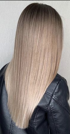 Blond Melir Hair Brown, Intricate Hairstyles, Balayage Straight Hair, Blonde Hair With Roots, Perfect Blonde Hair, Face Cute, Hair Blond, Ombre Hair Blonde